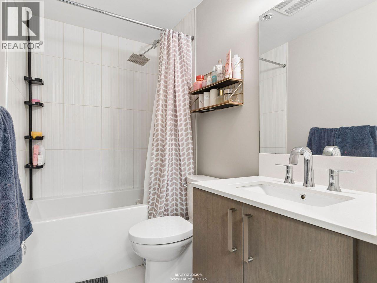 3 Bed, 2 Bath House for Sale in Richmond – 24 10133 RIVER DRIVE, Richmond – MLS# R3154301 - Image 27