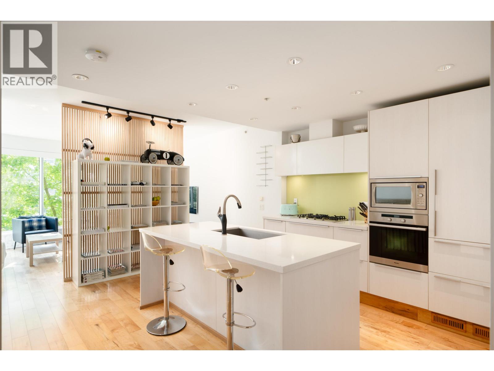 1 Bed, 1 Bath Apartment for Sale in Vancouver – 406 1661 ONTARIO STREET, Vancouver – MLS# R3154307 - Image 3