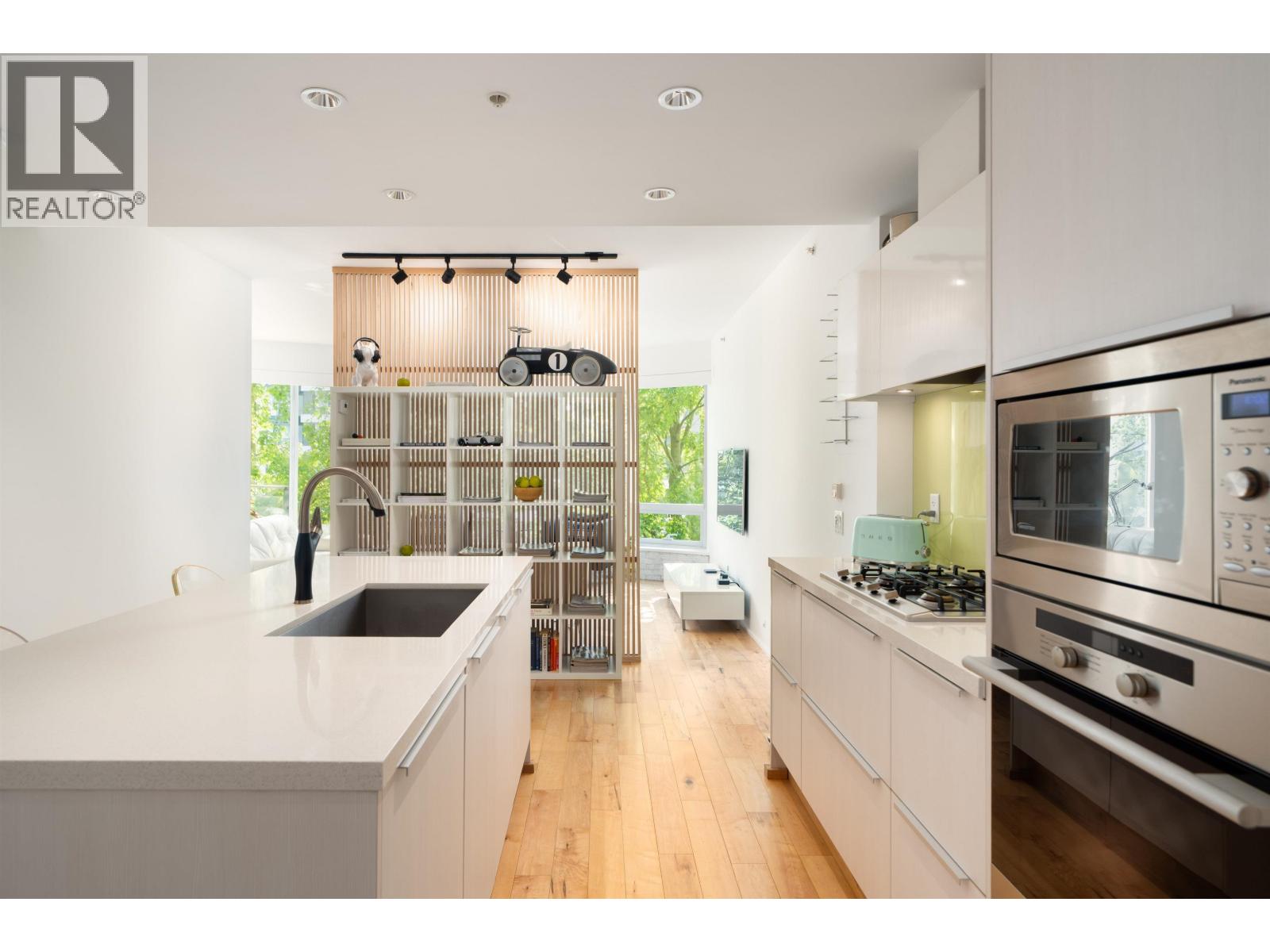 1 Bed, 1 Bath Apartment for Sale in Vancouver – 406 1661 ONTARIO STREET, Vancouver – MLS# R3154307 - Image 6