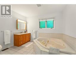 326 Chikopi Road, Magnetawan, ON P0A1P0 Photo 31