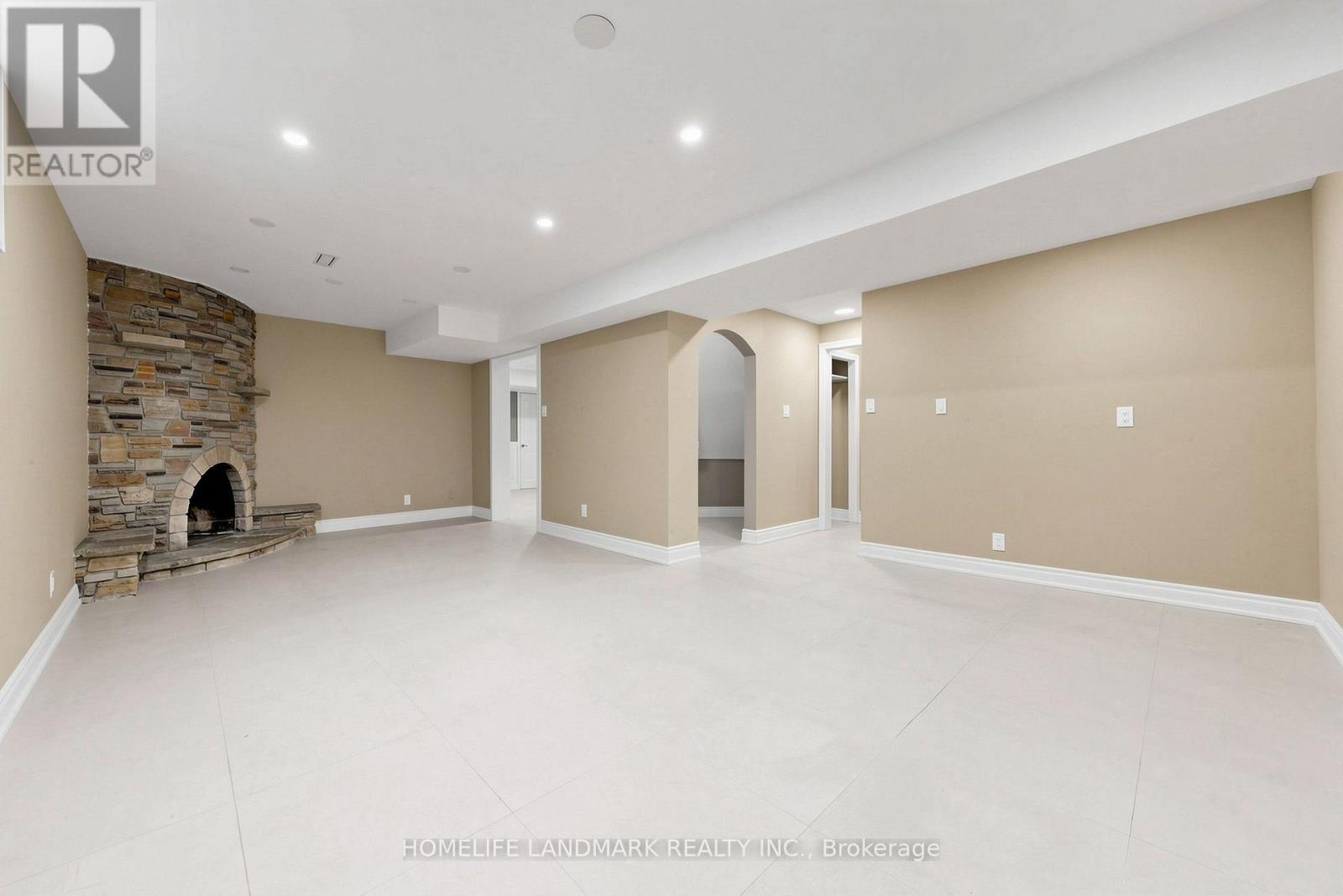 56 KENTLAND CRESCENT - 37