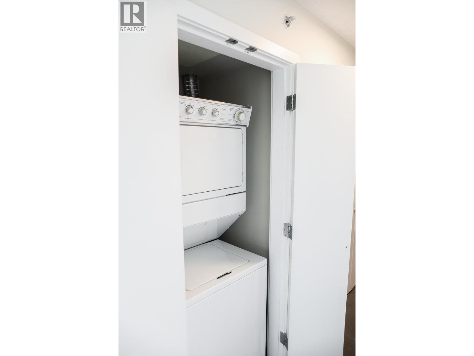 2 Bed, 2 Bath House for Sale in Vancouver – 1009 688 ABBOTT STREET, Vancouver – MLS# R3153049 - Image 98