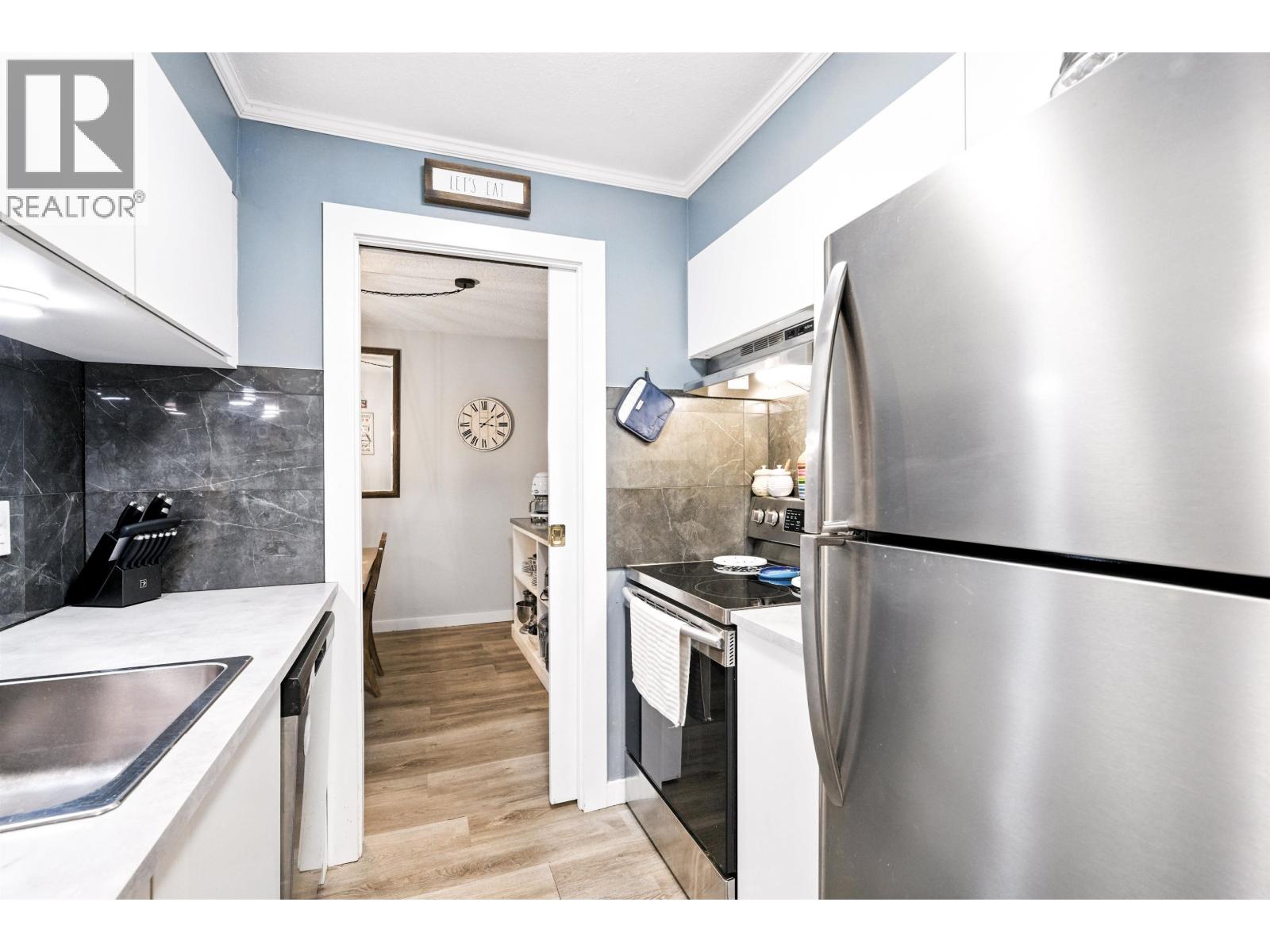 2 Bed, 1 Bath Apartment for Sale in Burnaby – 212 1955 WOODWAY PLACE, Burnaby – MLS# R3153881 - Image 13