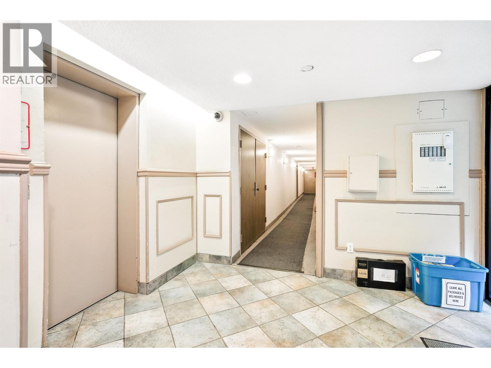 2 Bed, 1 Bath Apartment for Sale in Burnaby – 212 1955 WOODWAY PLACE, Burnaby – MLS# R3153881 - Image 32
