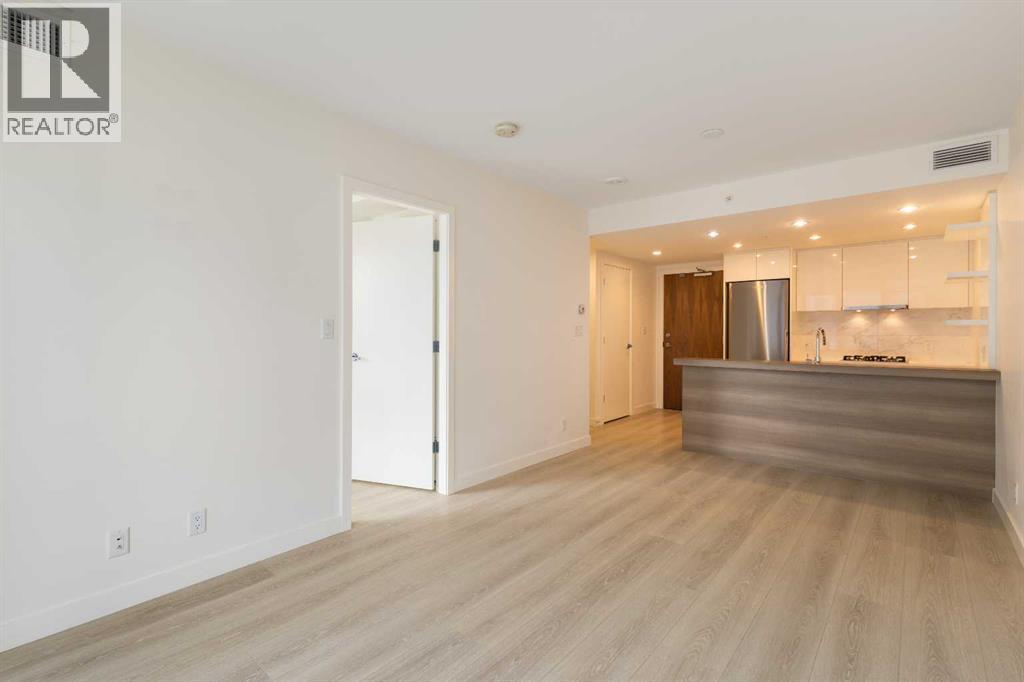 #710 108 Waterfront Court - Image 9