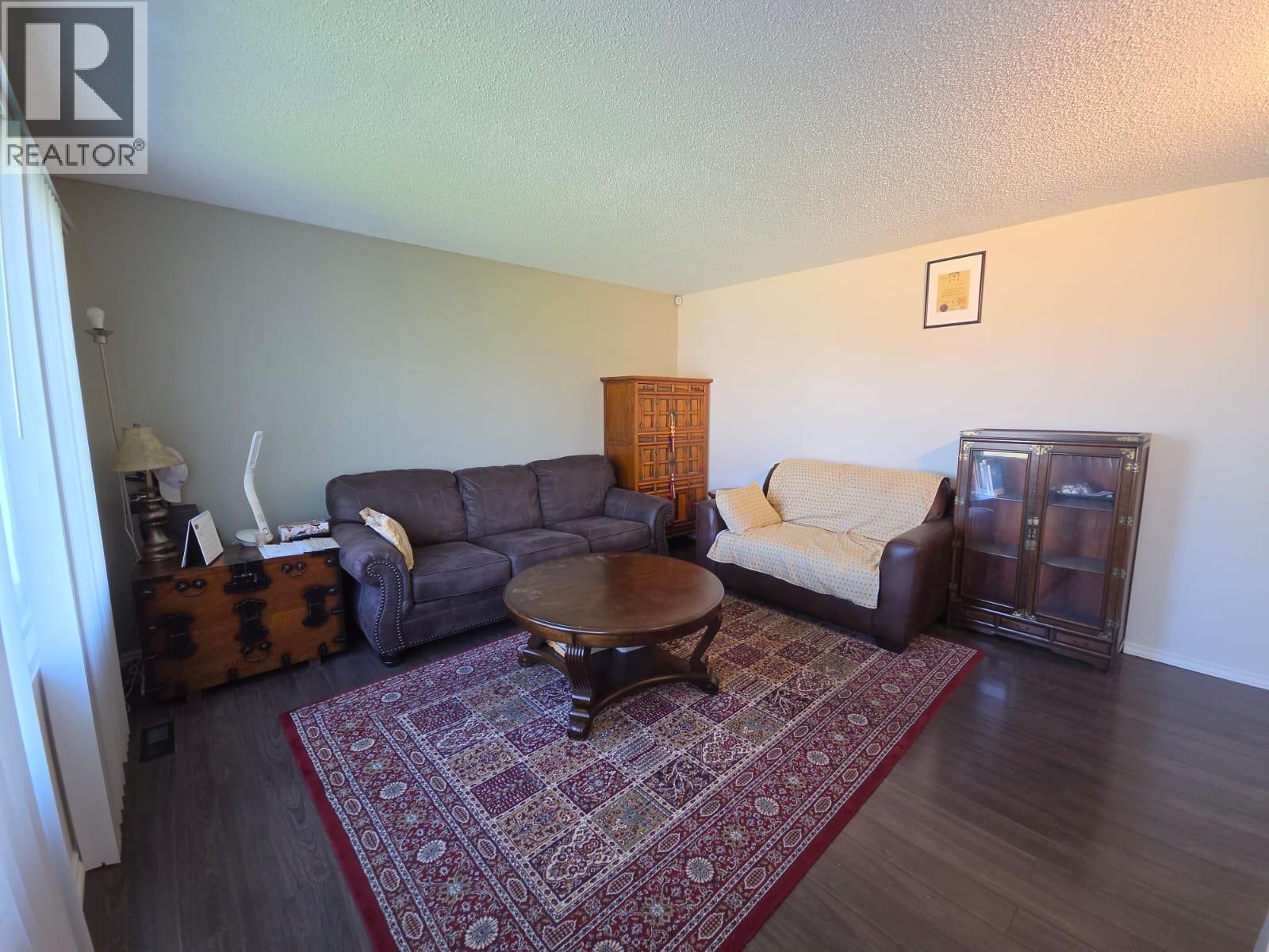 1817 Aspen Drive, Dawson Creek — photo 3