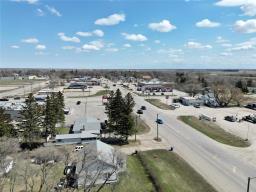 49 Main Street W, Neepawa, MB R0J1H0 Photo 6