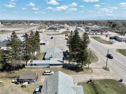 49 Main Street W, Neepawa, MB R0J1H0 Photo 9
