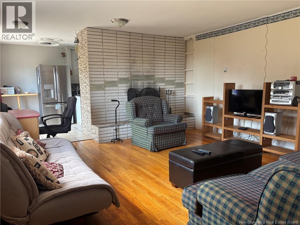 68 Munroe Road - 11