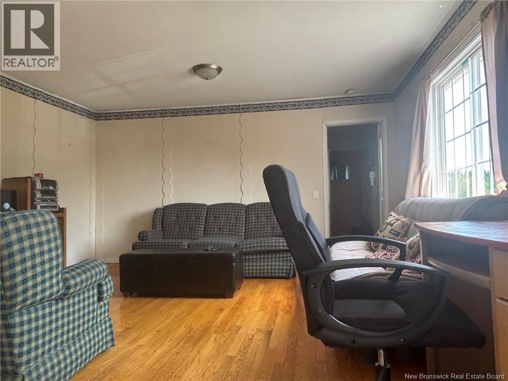 68 Munroe Road - 13
