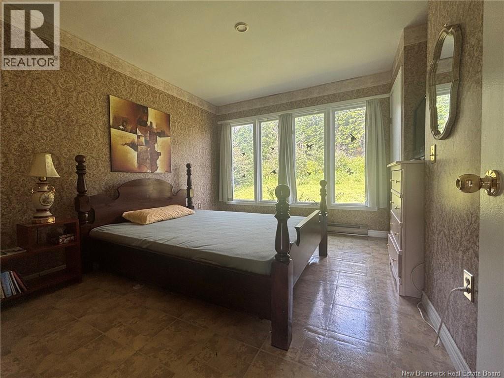 68 Munroe Road - 31