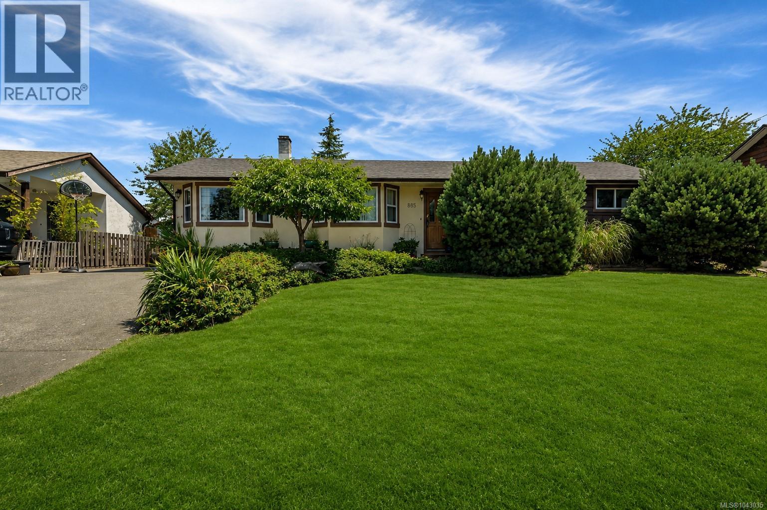 885 Shellbourne Blvd