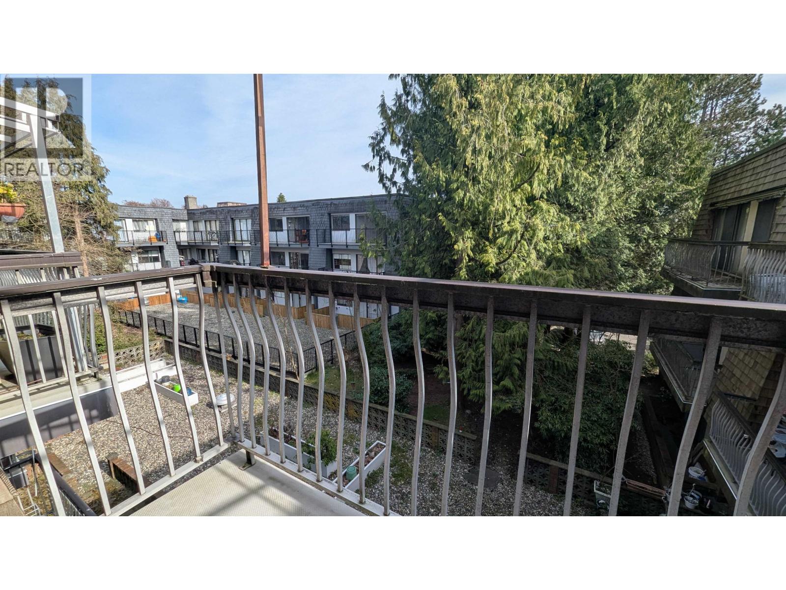 2 Bed, 1 Bath Apartment for Sale in Burnaby – 308 7428 19TH AVENUE, Burnaby – MLS# R3154280 - Image 13