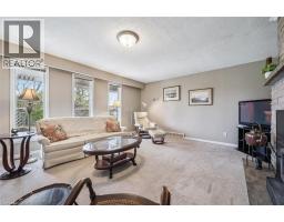 Family room - 8420 Eramosa-garafraxa Townline, Fergus, ON N1M2W5 Photo 9