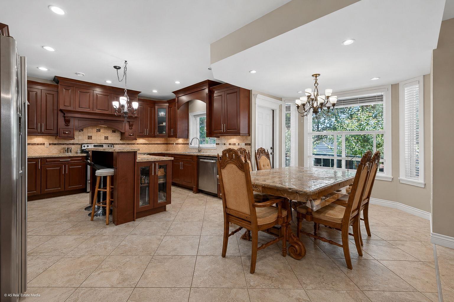 10 Bed, 7 Bath House for Sale in Surrey – 16758 86 AVENUE, Surrey – MLS# R3154108 - Image 9