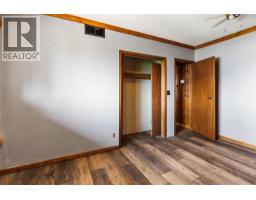 5876 Victoria Street, Peachland, BC V0H1X4 Photo 9