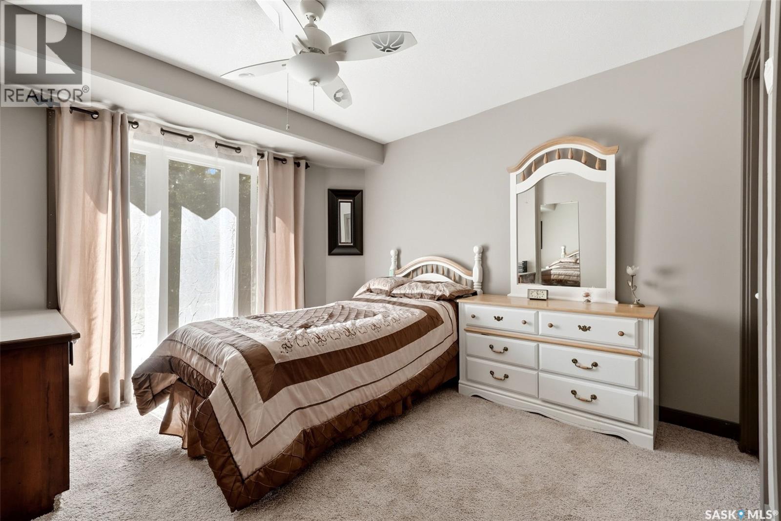 210 PLEASANT AVENUE - Image 21