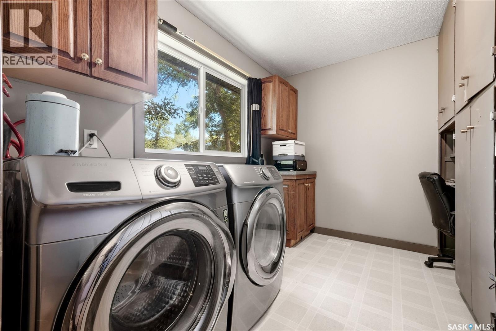 210 PLEASANT AVENUE - Image 27
