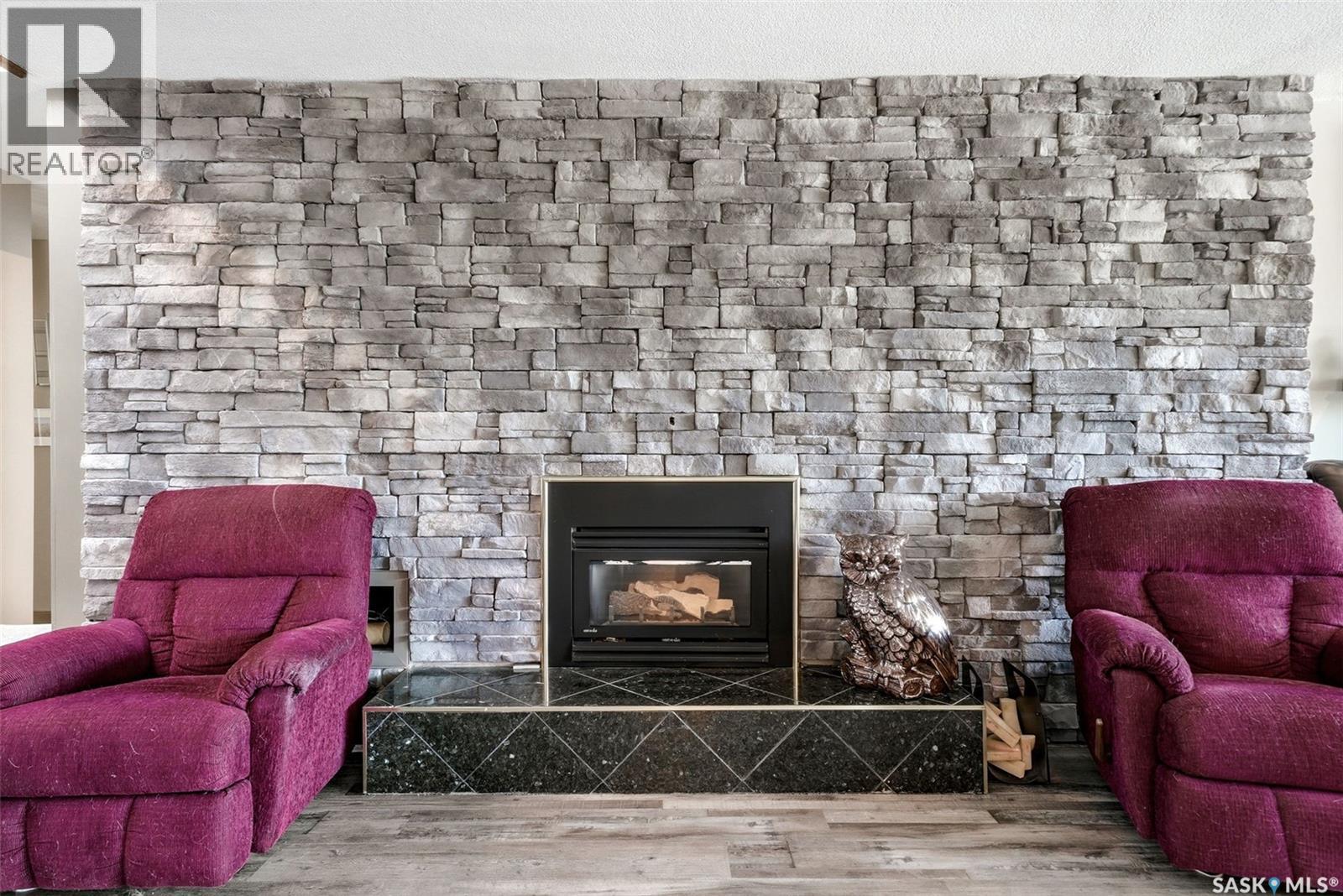 210 PLEASANT AVENUE - Image 6