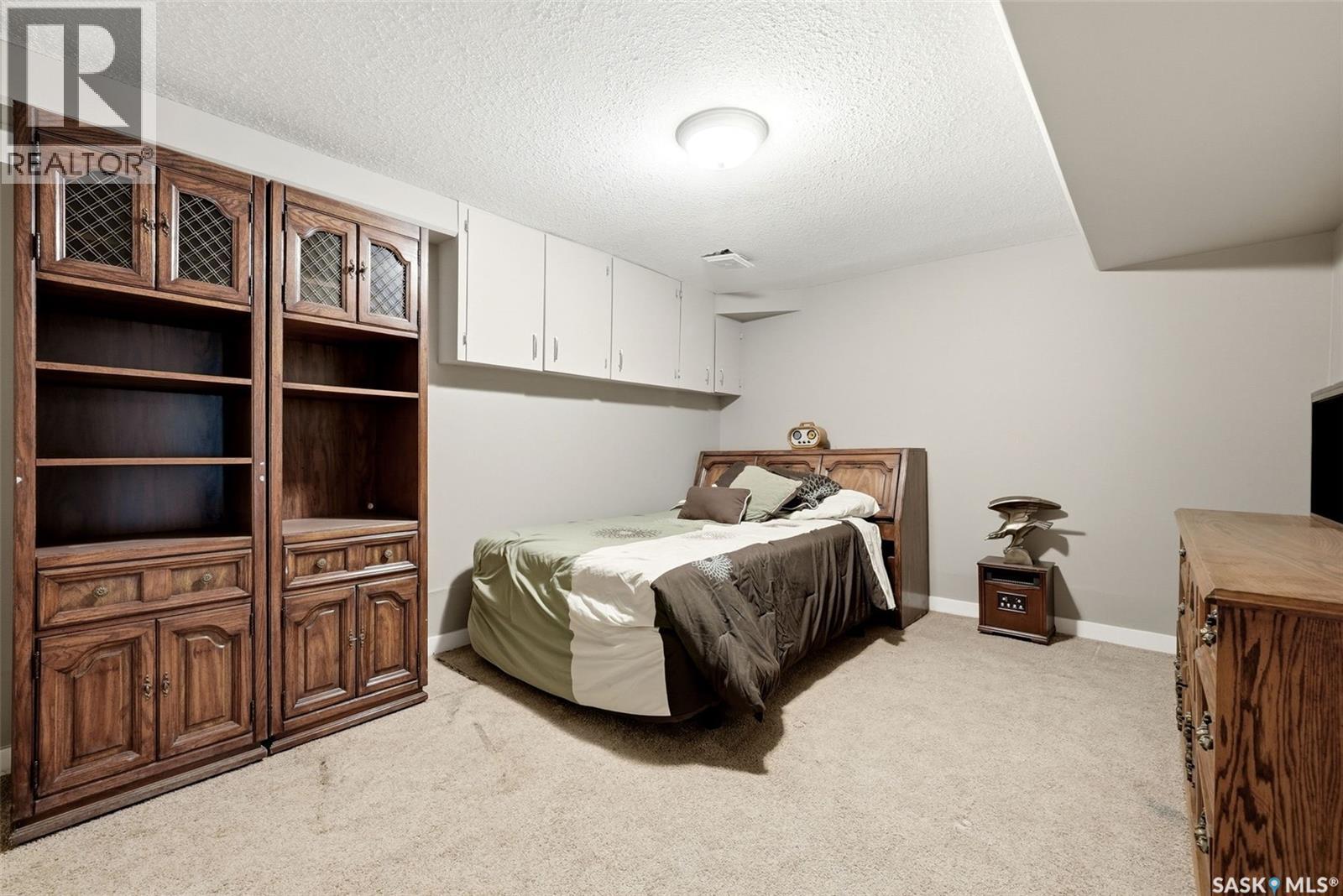 210 PLEASANT AVENUE - Image 63