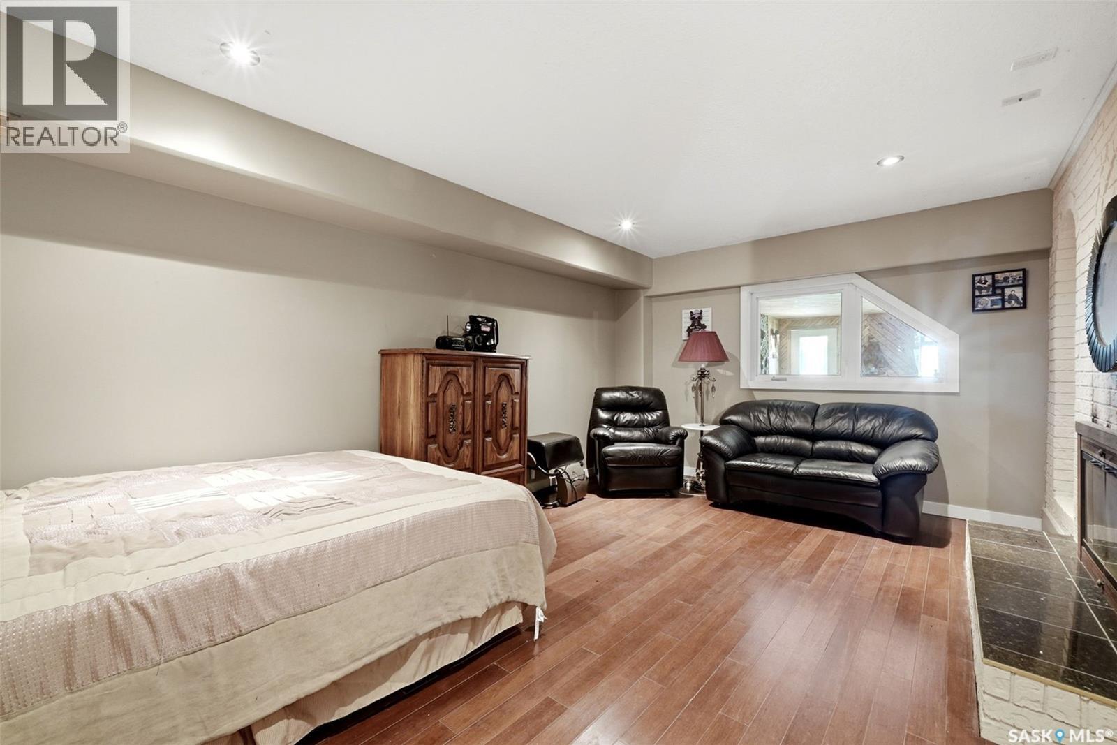 210 PLEASANT AVENUE - Image 65