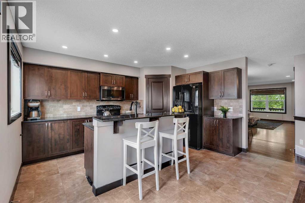 91 Panora Square NW - 4