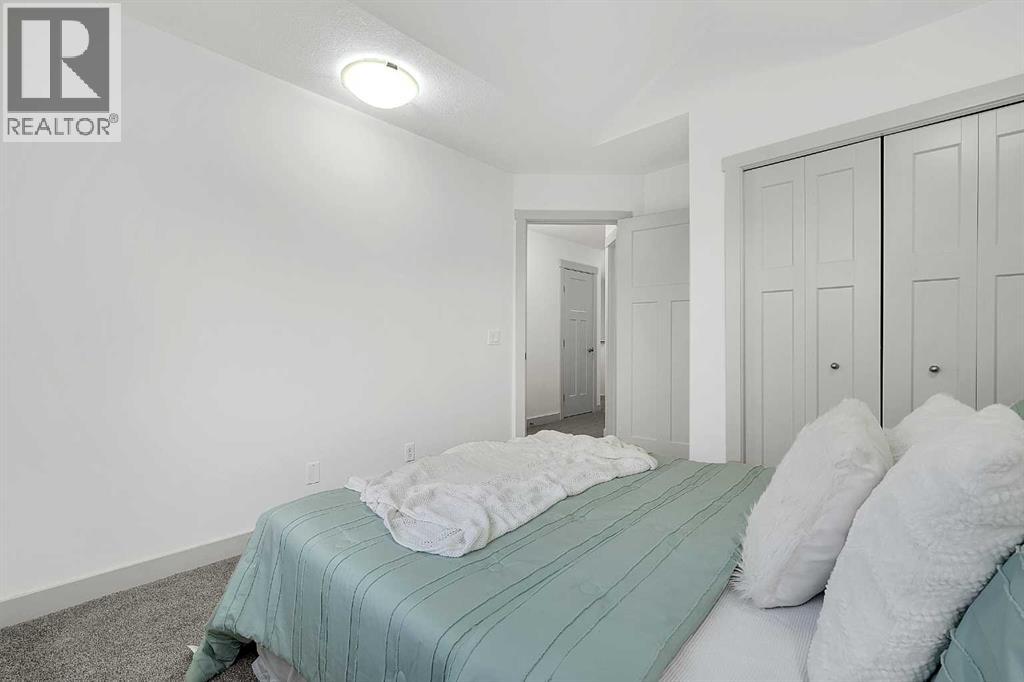 570 Evanston Manor NW - Image 26