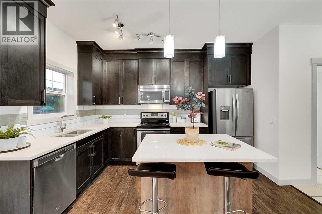 570 Evanston Manor NW - Image 13