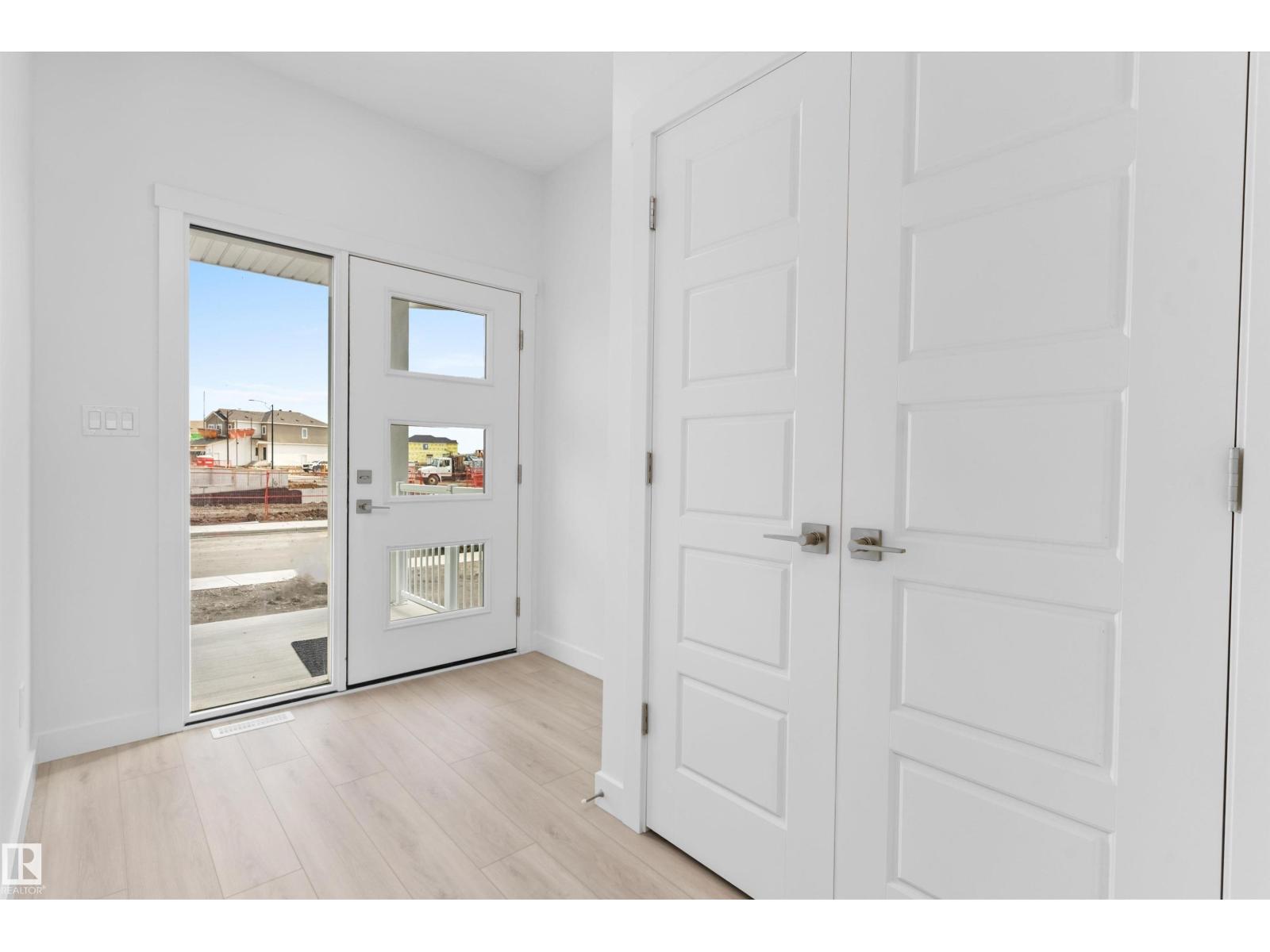 18717 18A Avenue NW - Photo 20