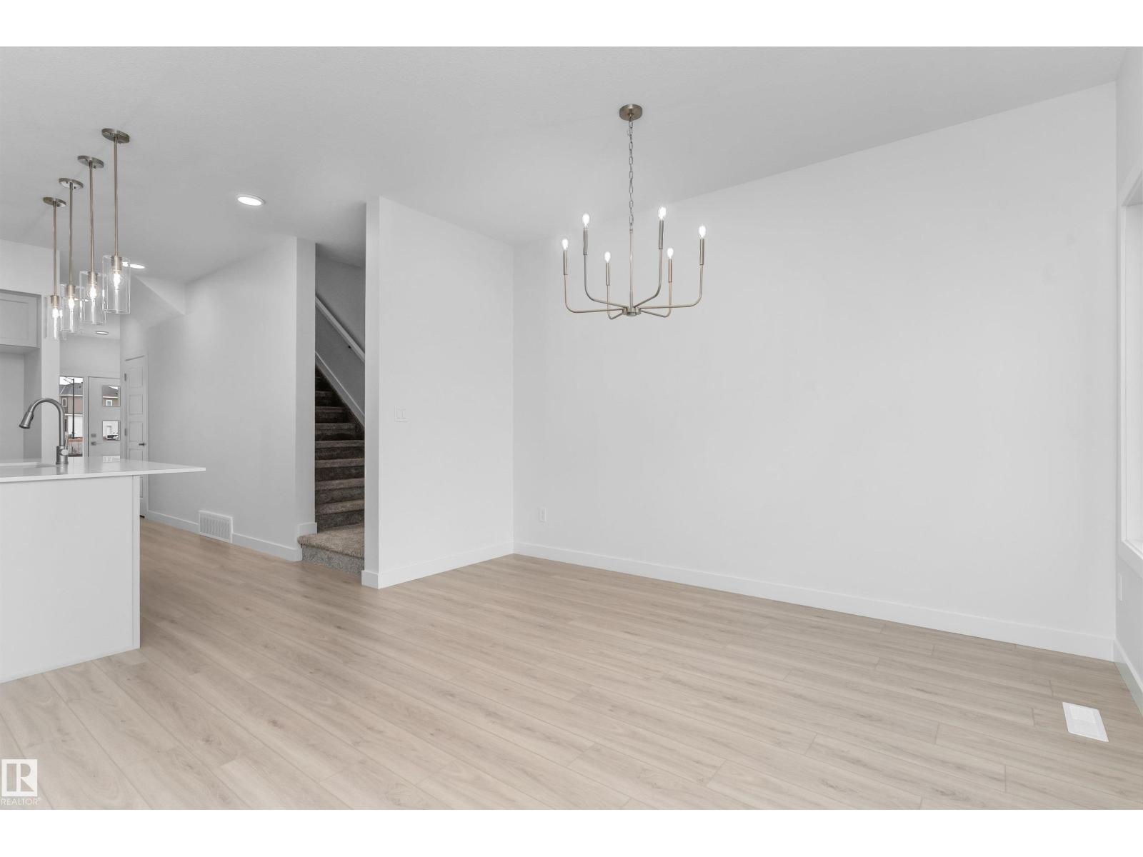 18717 18A Avenue NW - Photo 7