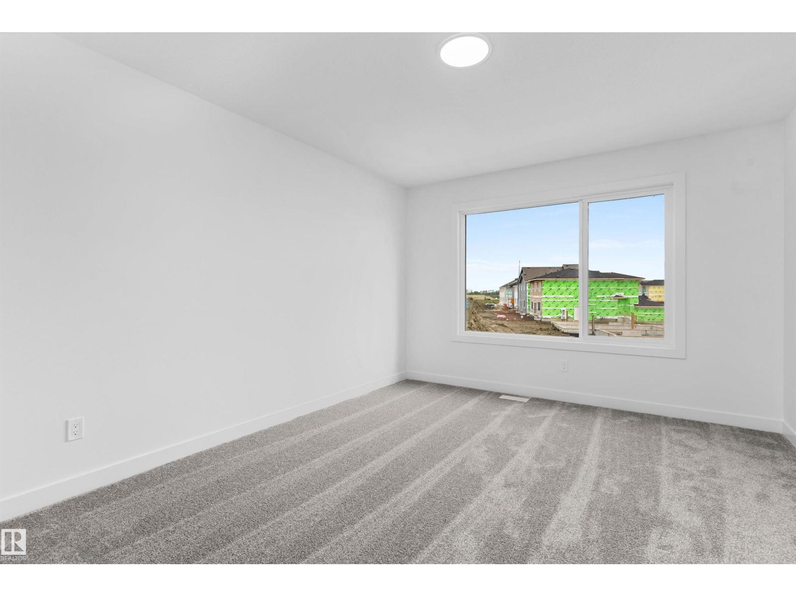 18717 18A AV NW - 23