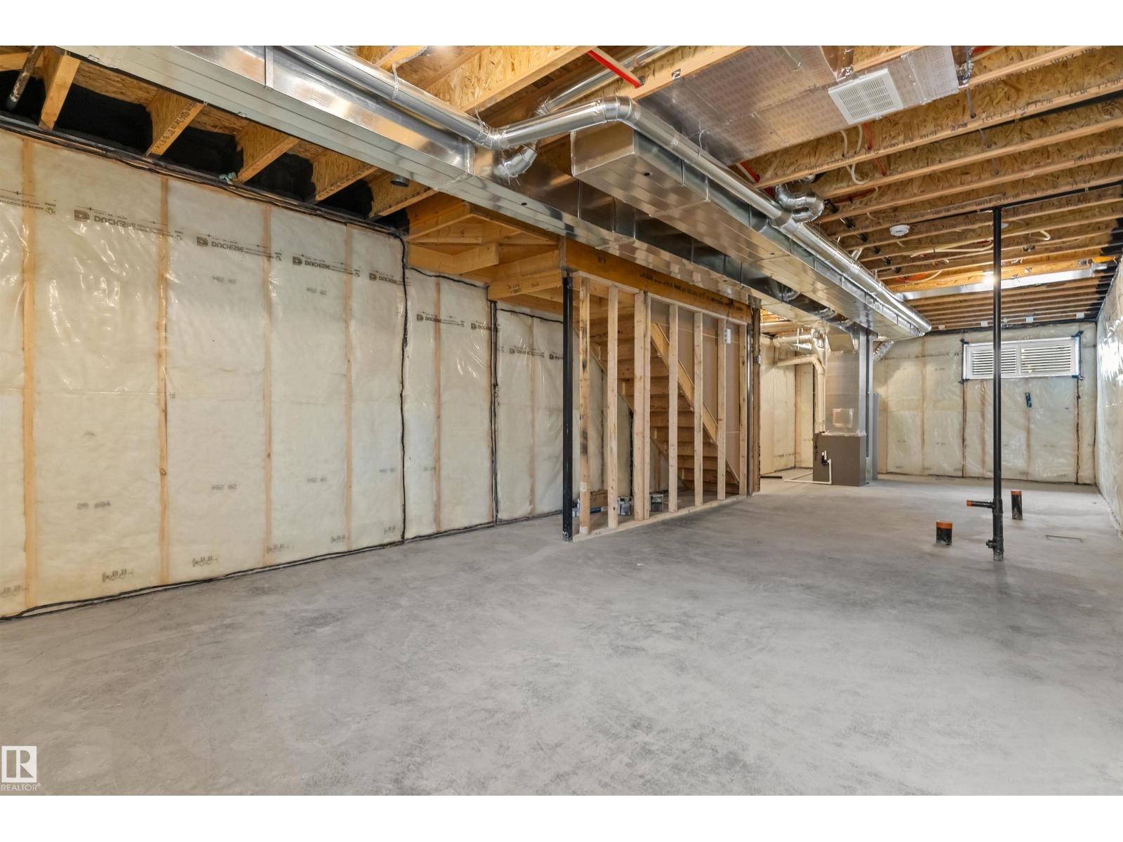18717 18A AV NW - 40