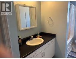 673 Hollywood Road N, Rutland, BC V1X7M2 Photo 20