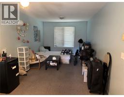 Laundry room - 673 Hollywood Road N, Rutland, BC V1X7M2 Photo 8