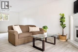 2009-2011 Richter Street, Kelowna