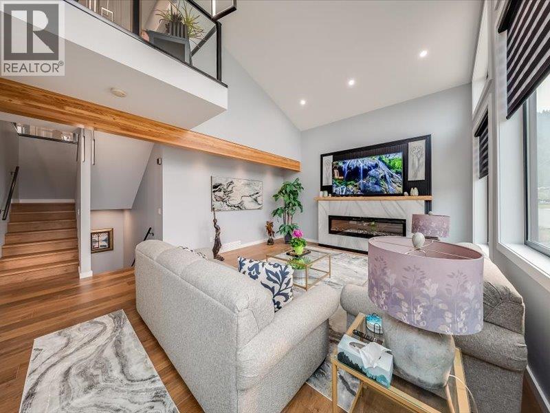 2391 McBride Street - 10