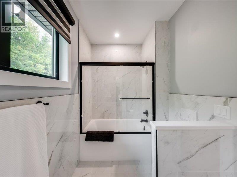 2391 McBride Street - 42