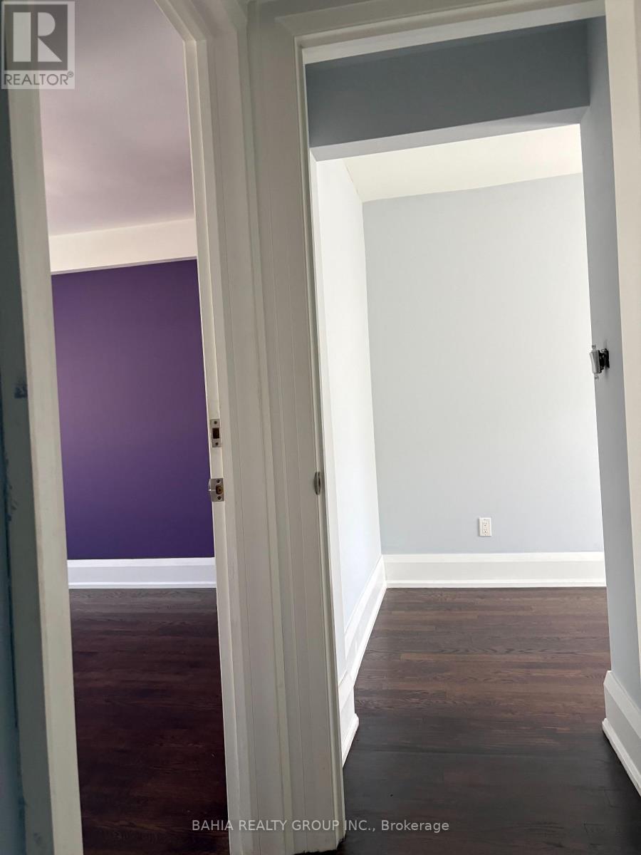 687 RICHMOND STREET W - 11