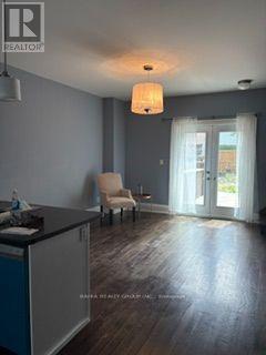 687 RICHMOND STREET W - 3