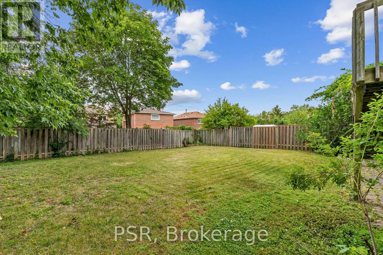 6 LIPPINCOTT COURT - 47