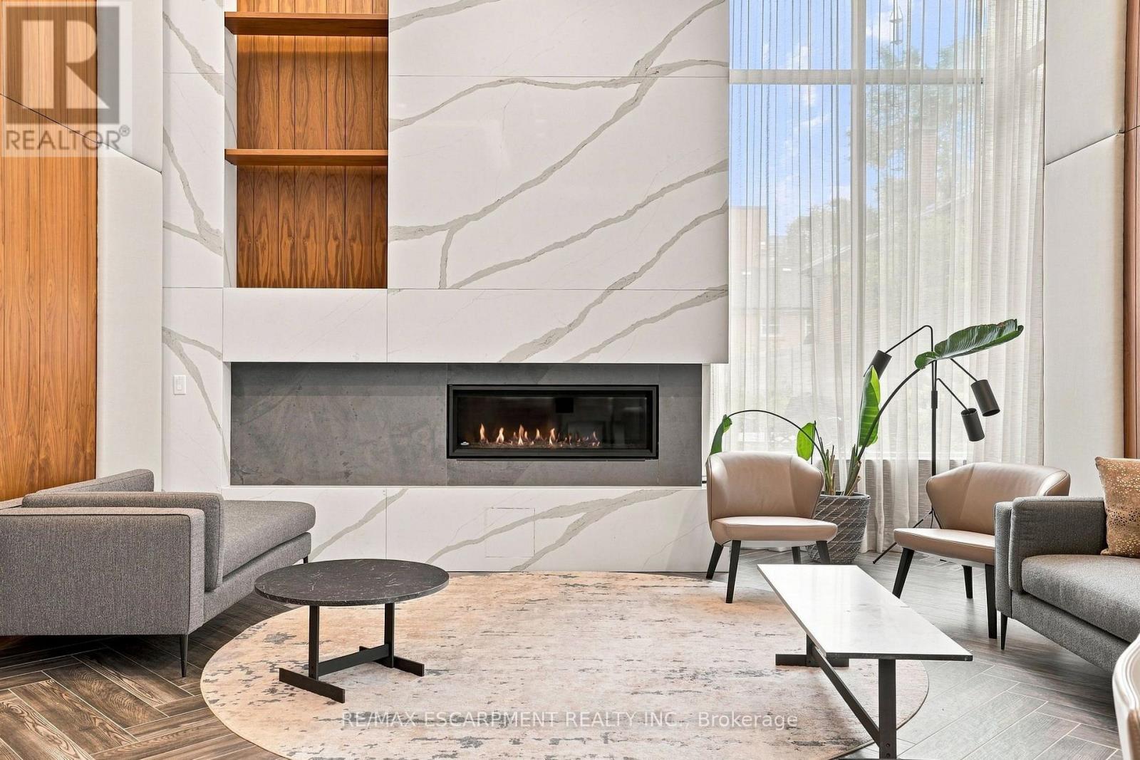 #902 8 ANN STREET - Image 43