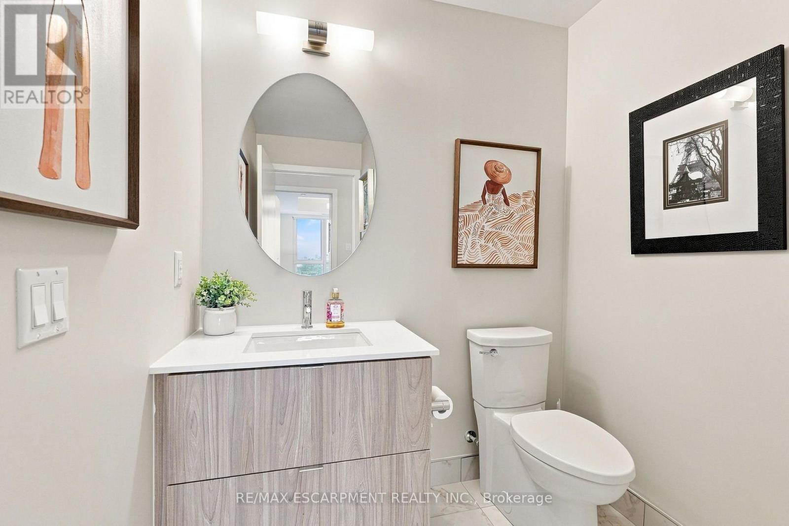#902 8 ANN STREET - Image 39