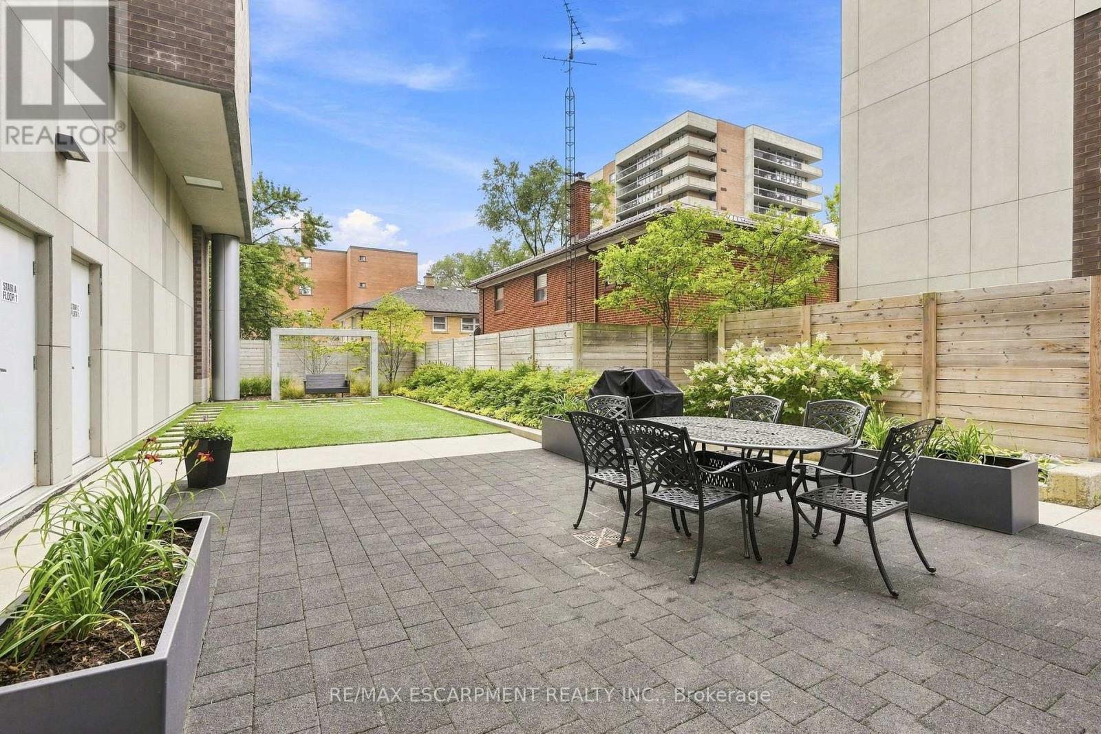 #902 8 ANN STREET - 44