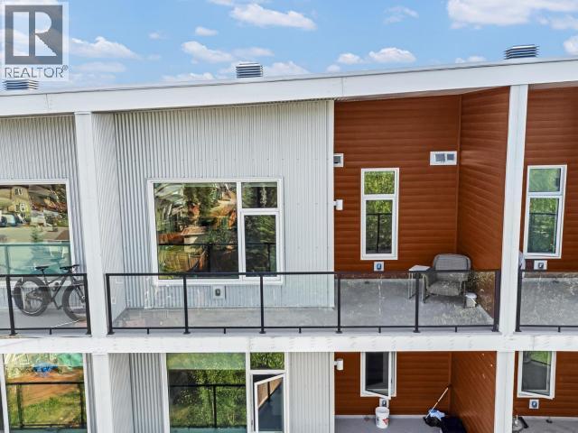 302-20 WANN ROAD - 17