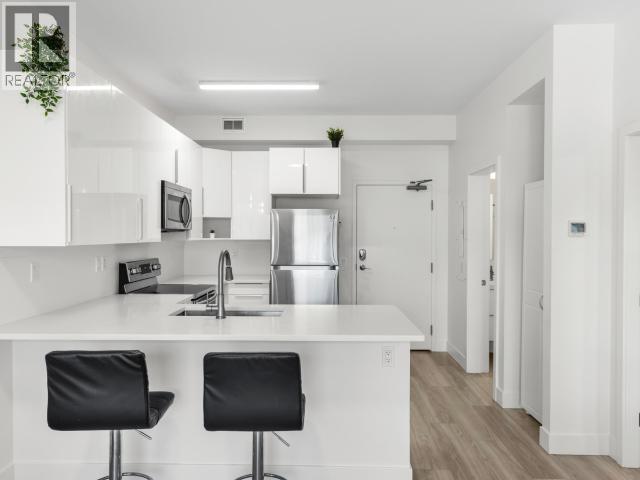 302-20 WANN ROAD - 4