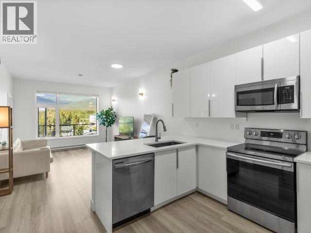 302-20 WANN ROAD - 7