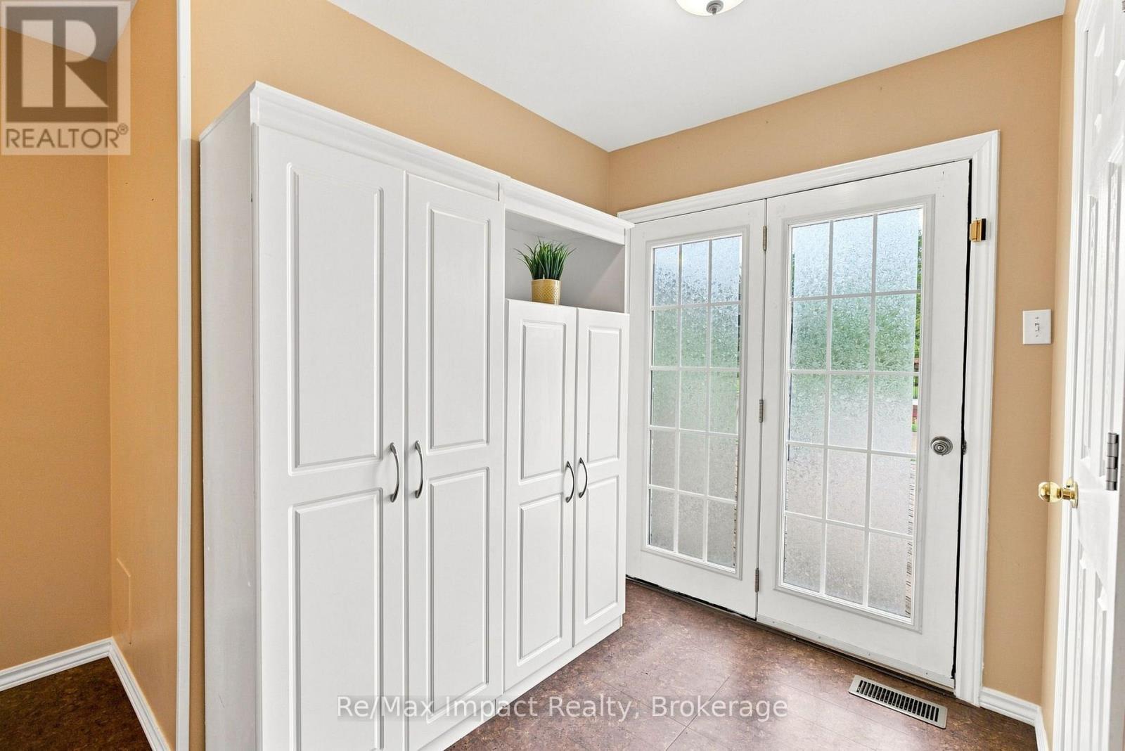 2347 HANCOCK ROAD - Image 24