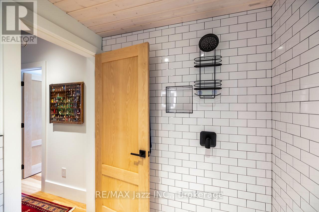 88 BROCK ROAD - 40
