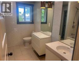 Office - 5009 51 Avenue, Taber, AB T1G1N3 Photo 11