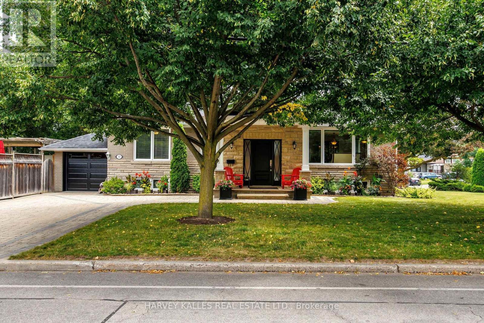 32 ACTON AVENUE, Toronto (Bathurst Manor) — photo 2